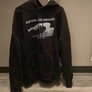 BRANDY MELVILLE CHRISTY ASPEN COLORADO HOODIE